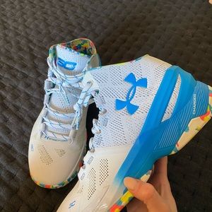Curry under armour basketball shoes